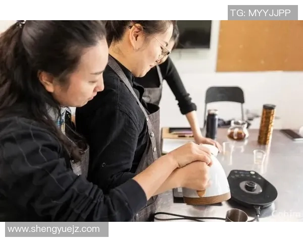 足球明星中控大师咖啡带你领略足球与咖啡的完美融合体验