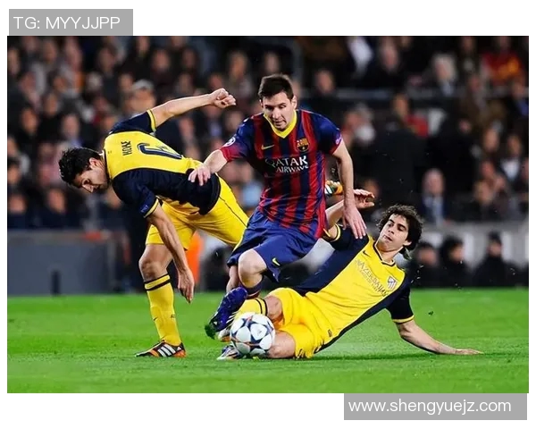 足球明星展现篮球才华的精彩瞬间与魅力图片合集